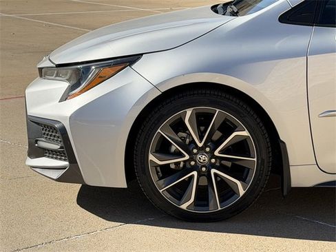Used 2024 Toyota Corolla SE image 5