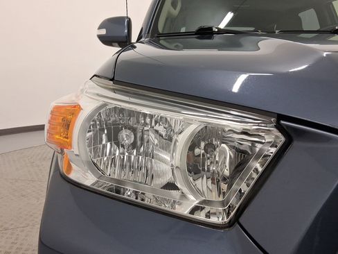 Used 2013 Toyota 4Runner Limited image 12