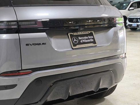 Used 2025 Land Rover Range Rover Evoque S AWD/4WD image 13