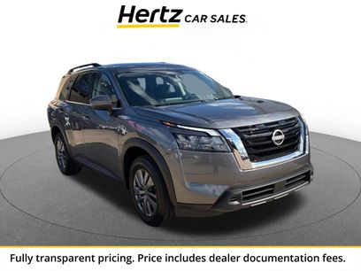 Used 2025 Nissan Pathfinder SV