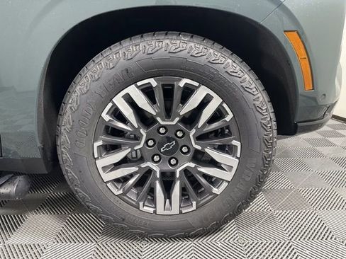 New 2026 Chevrolet Suburban Z71 w/ Z71 Off-Road Package image 7