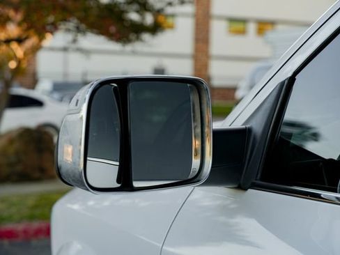 Used 2018 RAM 3500 Laramie Longhorn AWD/4WD image 16