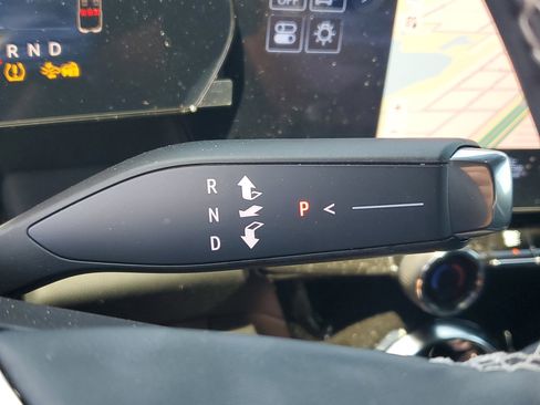 Used 2024 Chevrolet Blazer EV LT image 26