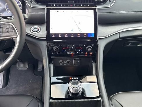 New 2025 Jeep Grand Cherokee L Limited w/ Black Appearance Package RWD image 18