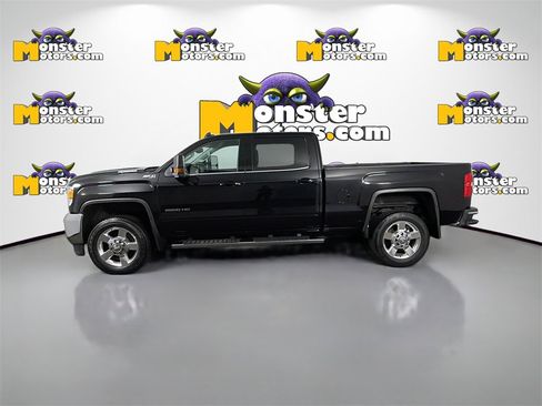 Used 2018 GMC Sierra 2500 SLE image 8