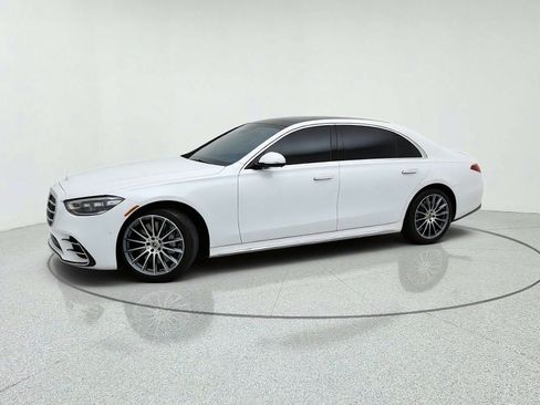 Certified 2025 Mercedes-Benz S 580 4MATIC Sedan image 15