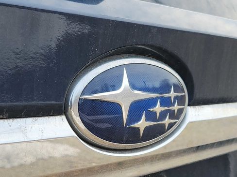 Used 2023 Subaru Ascent Premium w/ Convenience Package image 10