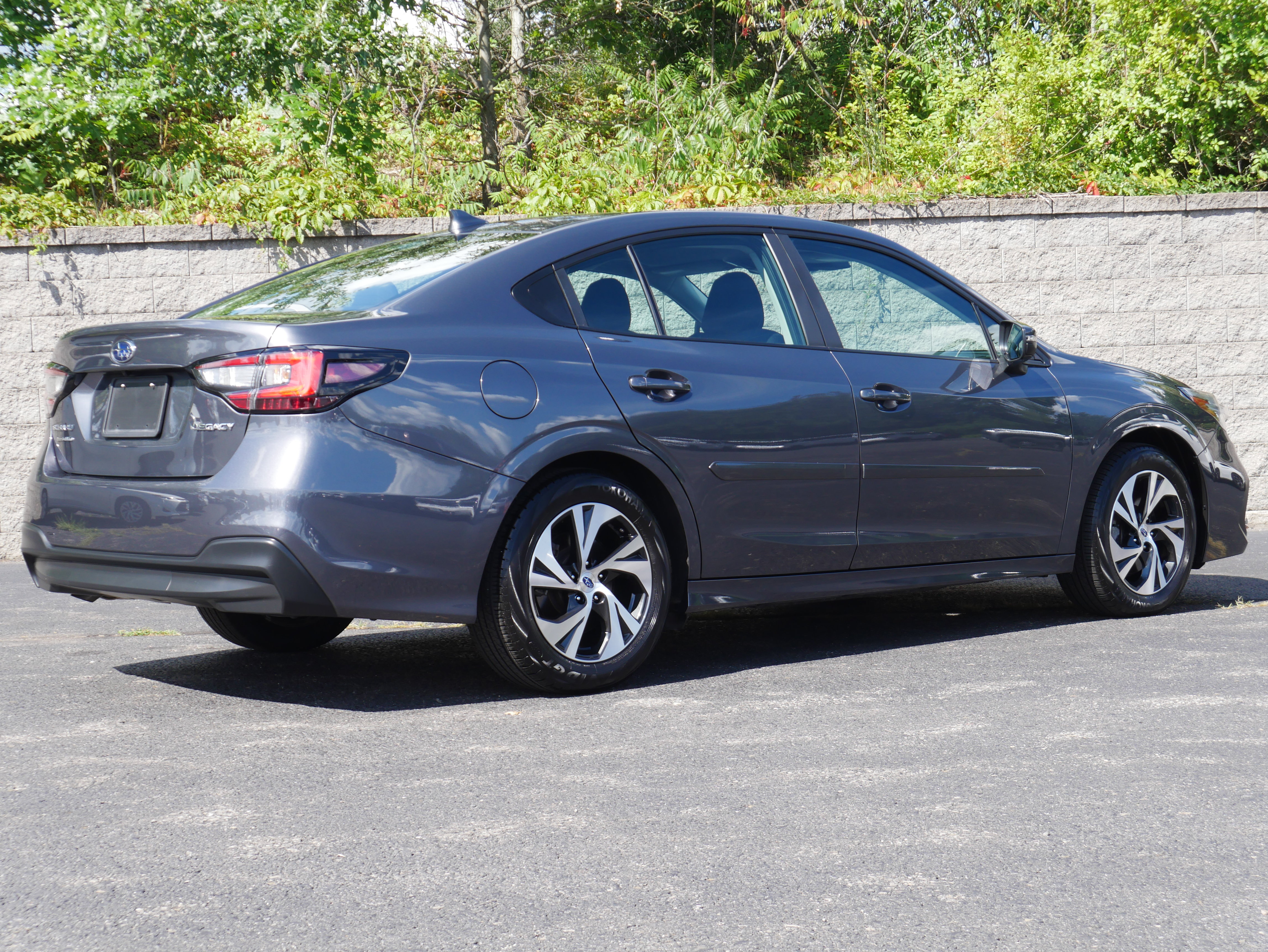 Used 2025 Subaru Legacy Premium AWD/4WD image 7