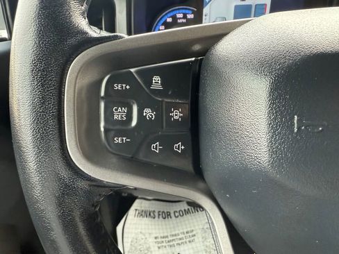 Used 2022 Ford Bronco Wildtrak image 14