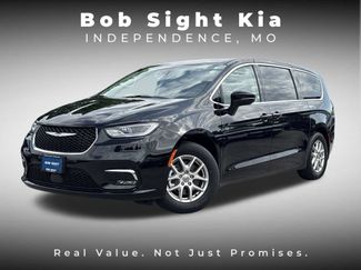Used 2024 Chrysler Pacifica Touring-L FWD 360° Tour