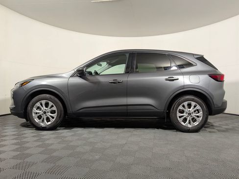 Certified 2025 Ford Escape Active FWD image 5