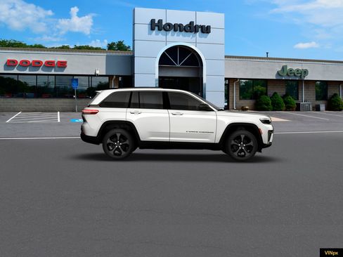 New 2026 Jeep Grand Cherokee Limited image 9