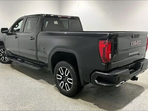 Used 2021 GMC Sierra 1500 AT4 w/ AT4 Value Package image 4