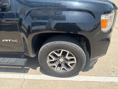 Used 2021 GMC Canyon AT4 w/ Driver Alert Package AWD/4WD image 8