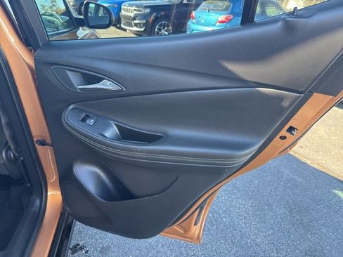 Used 2024 Buick Encore GX Sport Touring image 50