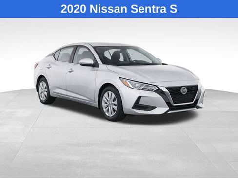 Used 2020 Nissan Sentra S FWD image 2