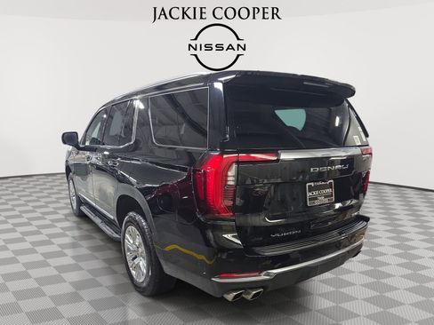 Used 2025 GMC Yukon Denali AWD/4WD image 7