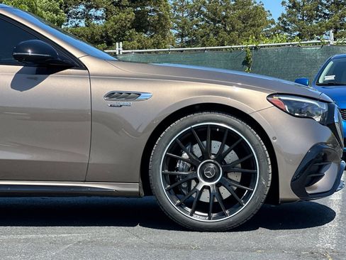 Used 2025 Mercedes-Benz E 53 AMG e 4MATIC Sedan image 35