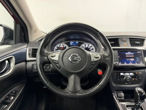 Used 2019 Nissan Sentra SR w/ Premium Package (SR) FWD image 48