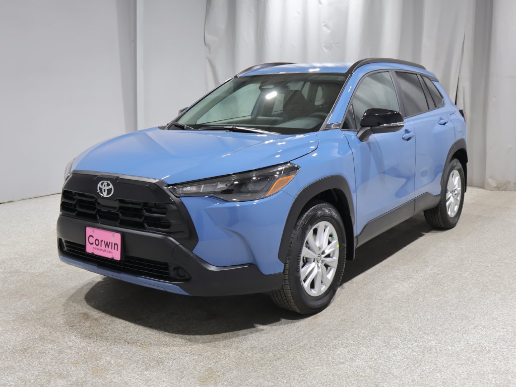 Used 2026 Toyota Corolla Cross LE AWD/4WD image 7