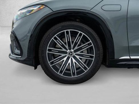 Certified 2023 Mercedes-Benz EQS 580 4MATIC SUV image 17