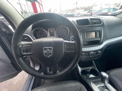 Used 2013 Dodge Journey SXT w/ Flexible Seating Group image 13