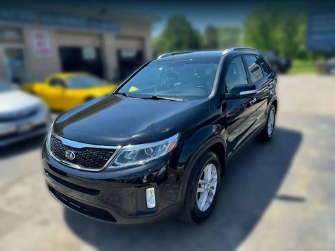 Used 2015 Kia Sorento LX image 8