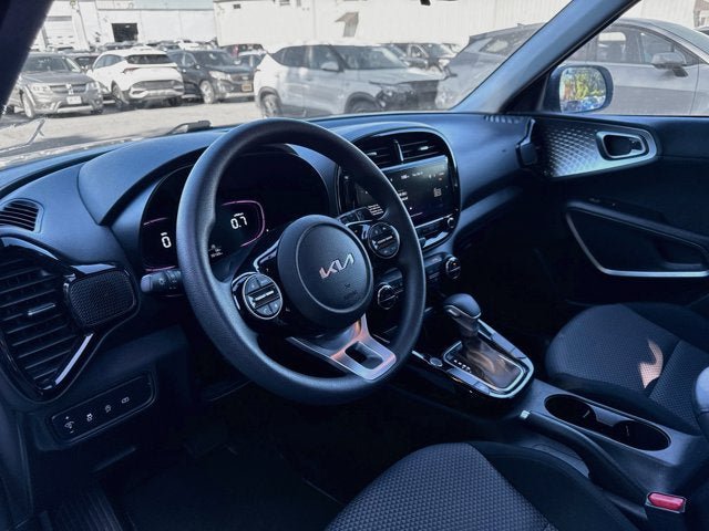 Certified 2024 Kia Soul S FWD image 9