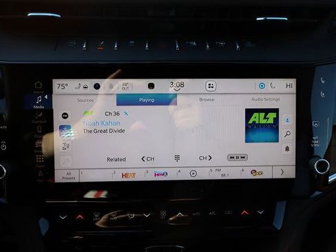 New 2026 Jeep Grand Cherokee L Summit AWD/4WD image 19