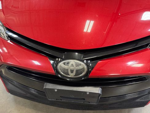 Used 2017 Toyota Corolla LE w/ Carpet Mat Package (TMS) FWD image 23