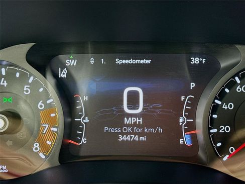 Used 2025 Jeep Compass Latitude image 6