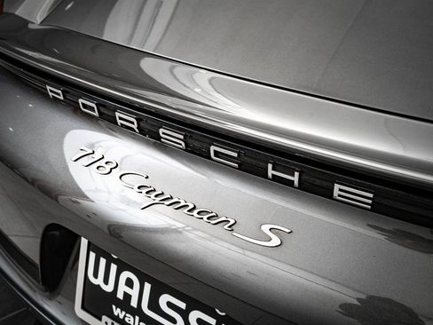 Used 2018 Porsche 718 Cayman S image 15