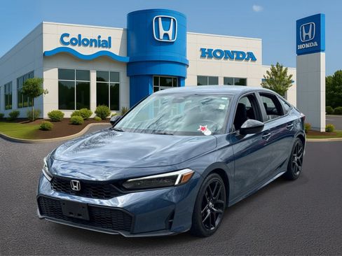 Used 2025 Honda Civic Sport image 1