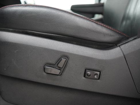Used 2016 Dodge Grand Caravan R/T FWD image 21