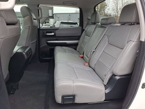 Used 2016 Toyota Tundra Limited w/ Limited Premium Package image 10