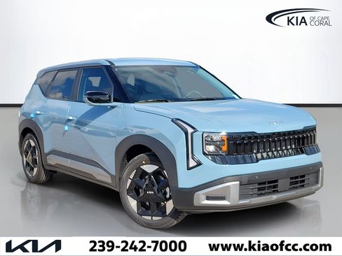 New 2027 Kia Seltos S FWD image 1