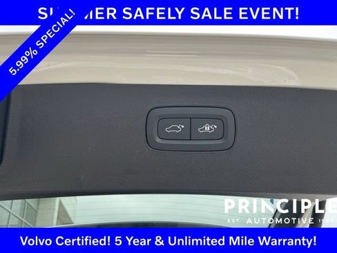 Certified 2023 Volvo XC90 B5 Core w/ Protection Package Premier AWD/4WD image 16