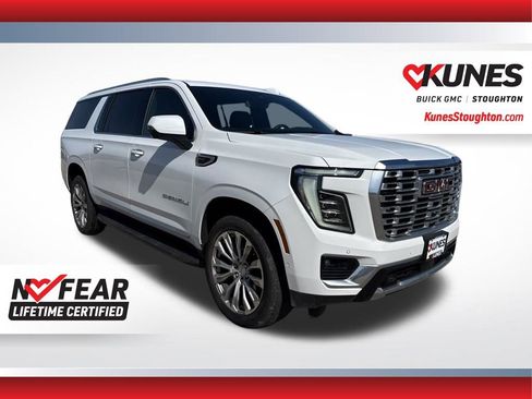 Used 2025 GMC Yukon XL Denali AWD/4WD image 4