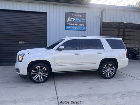Used 2015 GMC Yukon Denali w/ Premium Package AWD/4WD image 3