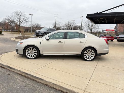Used 2009 Lincoln MKS AWD image 7