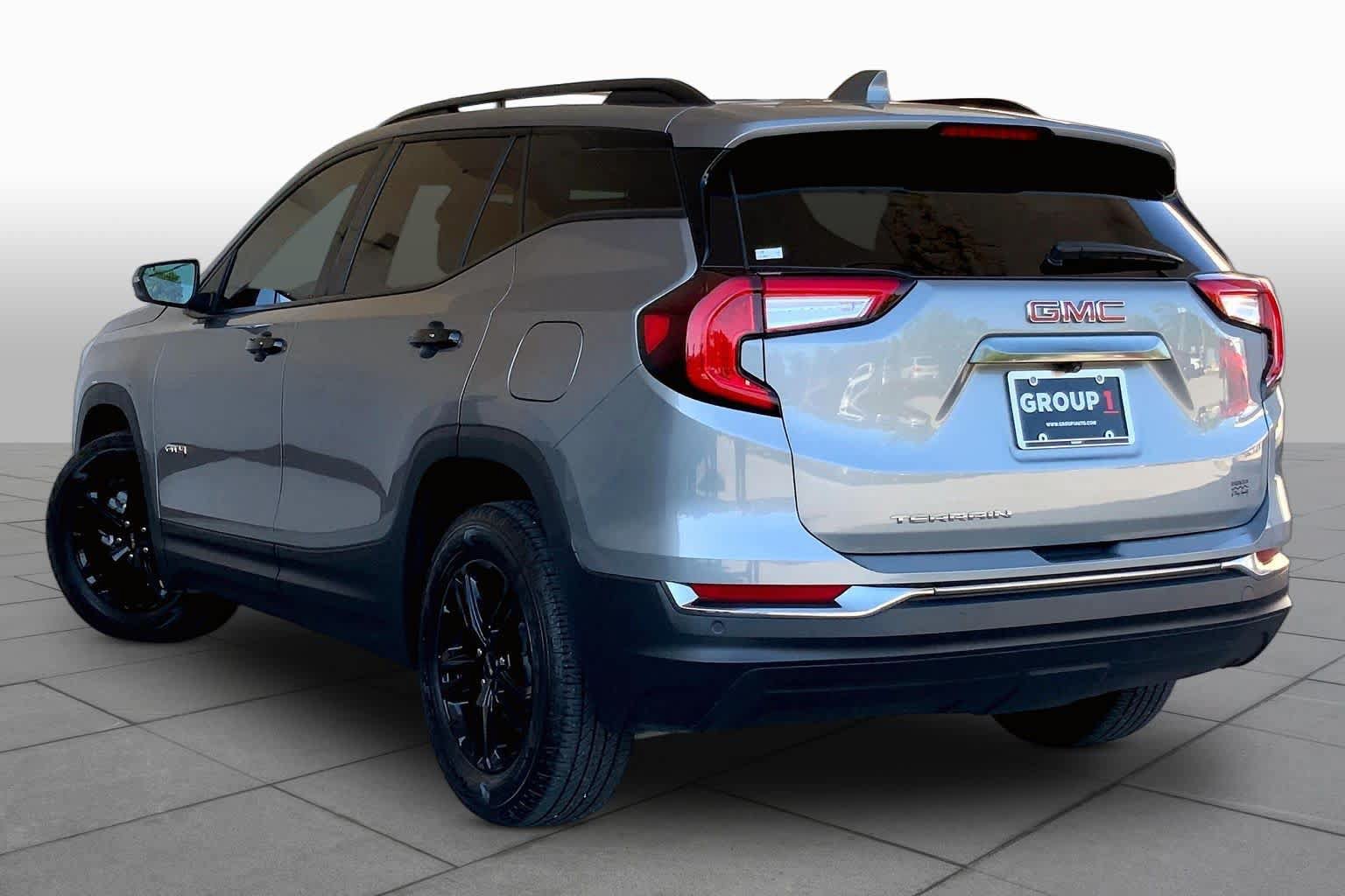 Used 2023 GMC Terrain AT4 AWD/4WD image 12
