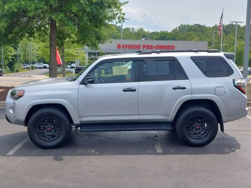 Certified 2021 Toyota 4Runner Venture w/ Moonroof Package AWD/4WD image 46