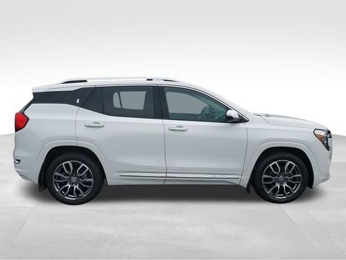 Used 2022 GMC Terrain Denali AWD/4WD image 9