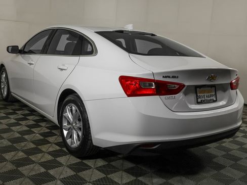 Used 2023 Chevrolet Malibu LT FWD image 17