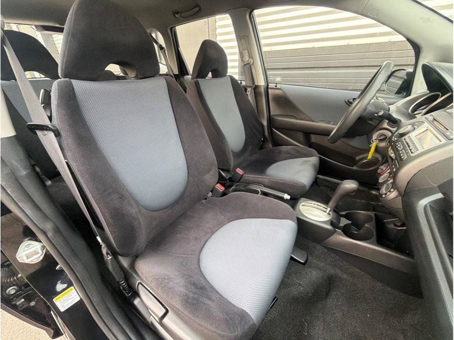 Used 2008 Honda Fit image 4