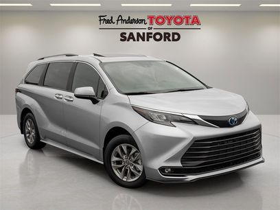 Certified 2025 Toyota Sienna XLE