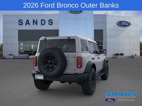 New 2026 Ford Bronco Outer Banks w/ Sasquatch Package image 8