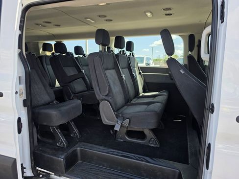 Used 2023 Ford Transit 350 XLT RWD image 34