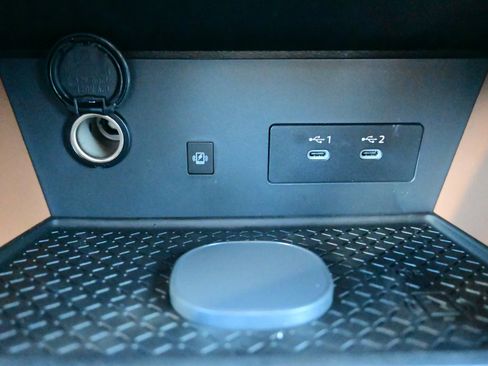 New 2026 Nissan Pathfinder Platinum image 30