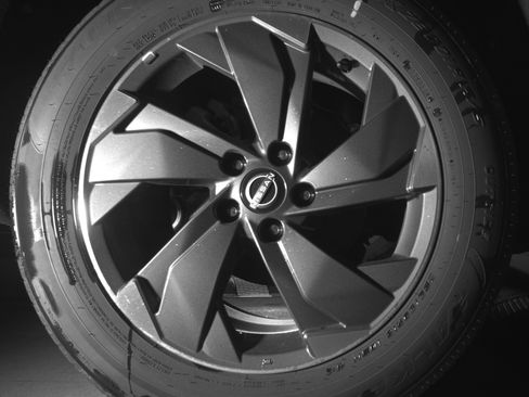 Used 2025 Nissan Rogue SV FWD image 15